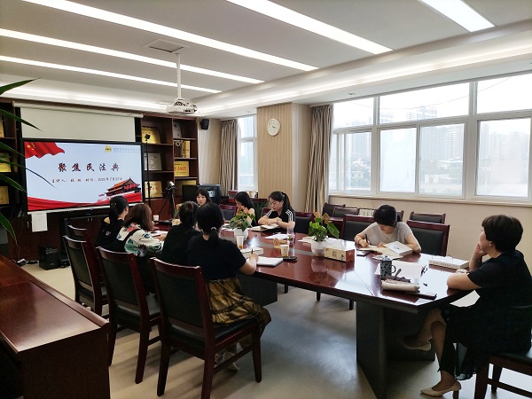 聯(lián)學(xué)聯(lián)建進行時，來跟民革小張律師一起聚焦《民法典》